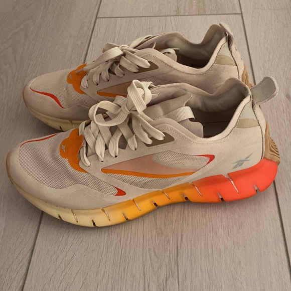 Reebok ZIG Kinetica Horizon Running Shoe - Picture 3 of 6